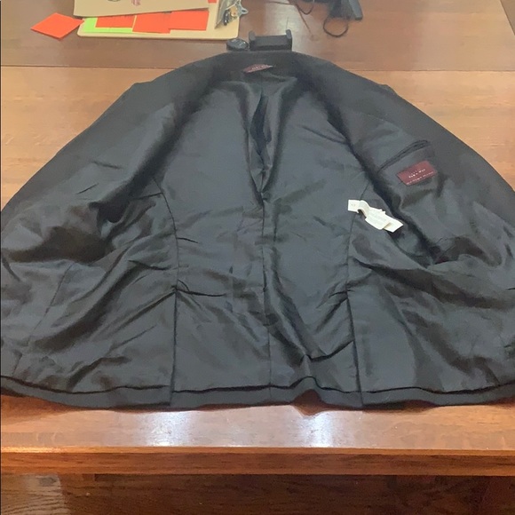 Black on black Zara men’s jacket - Picture 3 of 3